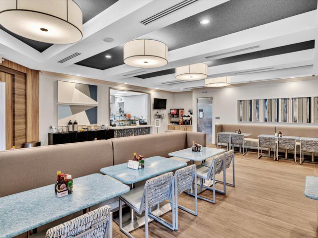 7191 Corning Circle, Boynton Beach, FL 33437