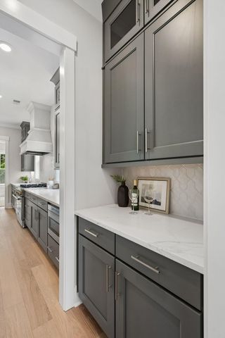 230 River Oak Drive, Mount Pleasant, SC 29464