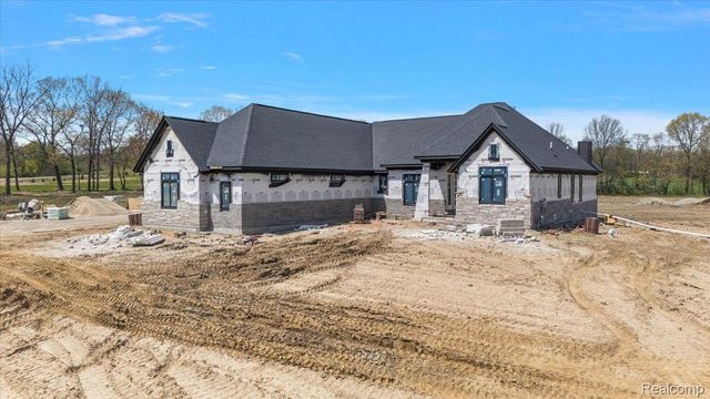 4025 Taft Road, Bruce Township, MI 48065