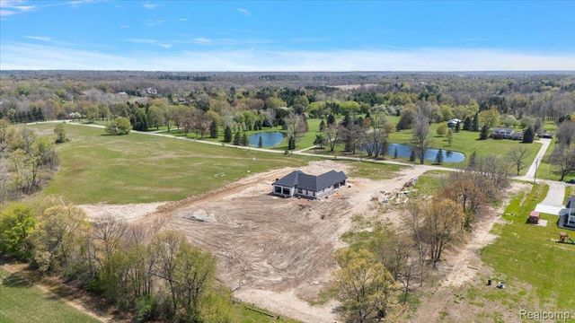 4025 Taft Road, Bruce Township, MI 48065