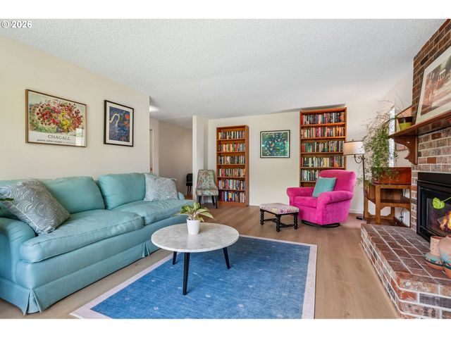 10275 Sw CYNTHIA St, Beaverton, OR 97008