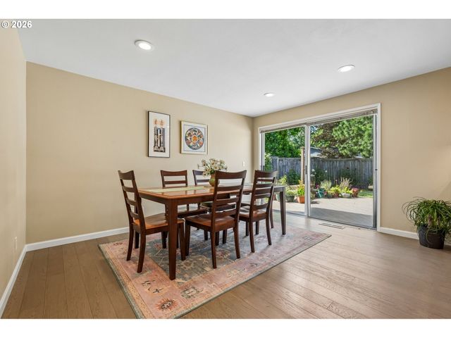 10275 Sw CYNTHIA St, Beaverton, OR 97008
