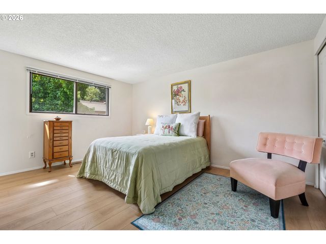 10275 Sw CYNTHIA St, Beaverton, OR 97008