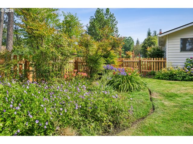 10275 Sw CYNTHIA St, Beaverton, OR 97008
