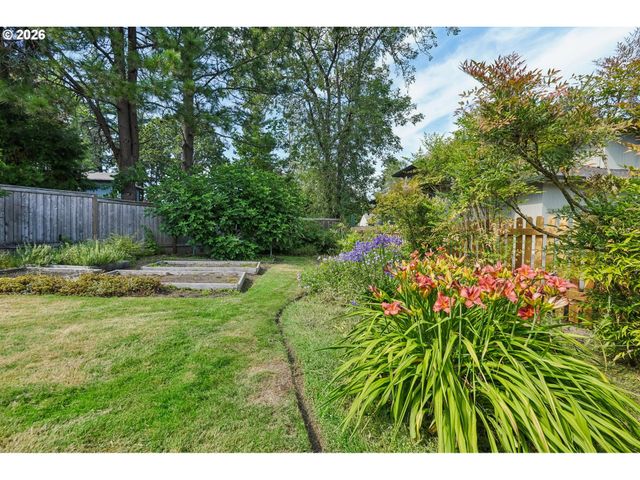 10275 Sw CYNTHIA St, Beaverton, OR 97008