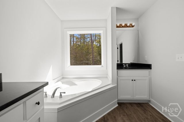 221 Meagan Street 72, Statham, GA 30666