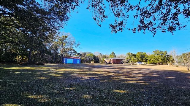 7251 Two Mile Road, Irvington, AL 36544