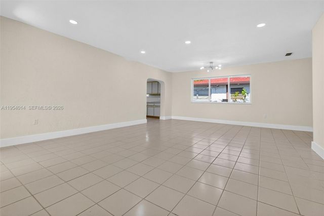 1721 S Treasure Dr, North Bay Village, FL 33141