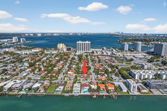 1721 S Treasure Dr, North Bay Village, FL 33141