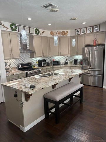 23781 Fieldcrest Lane, Murrieta, CA 92562