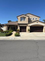23781 Fieldcrest Lane, Murrieta, CA 92562