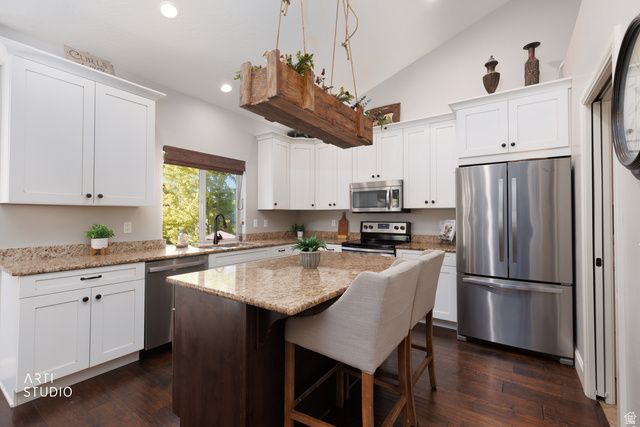 1057 W 300 N, Lehi, UT 84043