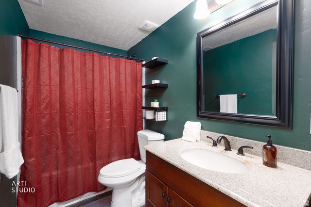 1057 W 300 N, Lehi, UT 84043