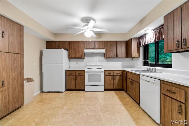 4768 Longspur Drive, Unincorporated, MO 63128