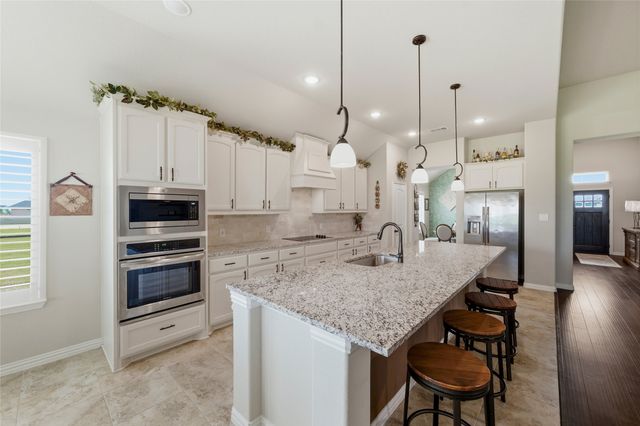 130 Prairie Meadows Court, Rhome, TX 76078