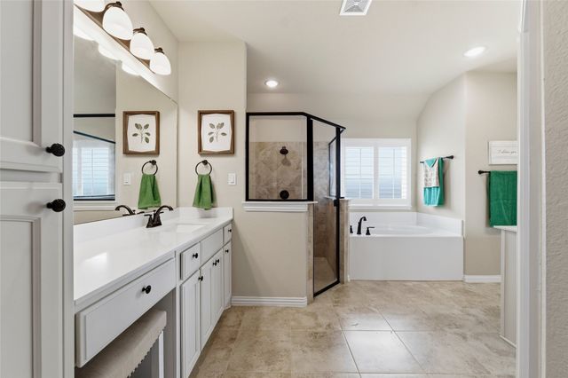130 Prairie Meadows Court, Rhome, TX 76078