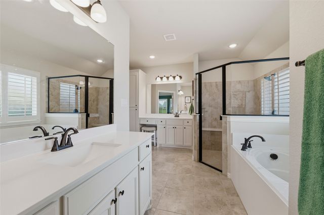 130 Prairie Meadows Court, Rhome, TX 76078