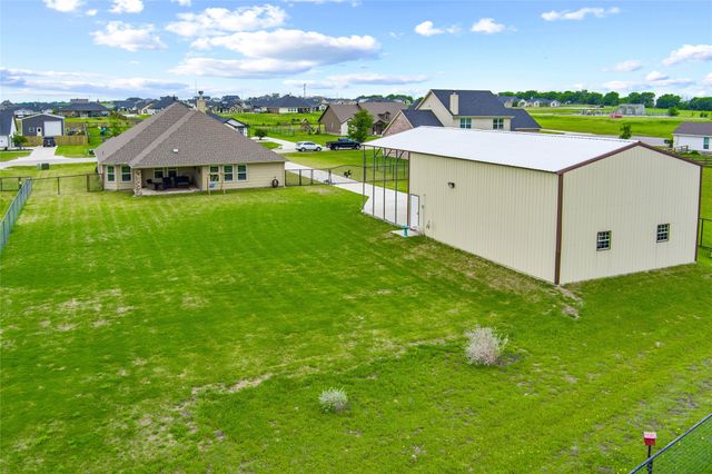 130 Prairie Meadows Court, Rhome, TX 76078