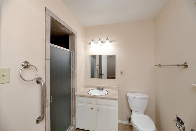 1605 Arrowhead, Pantego, TX 76013