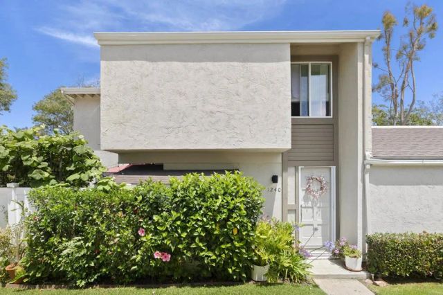 1240 Evergreen Dr, Cardiff By The Sea, CA 92007