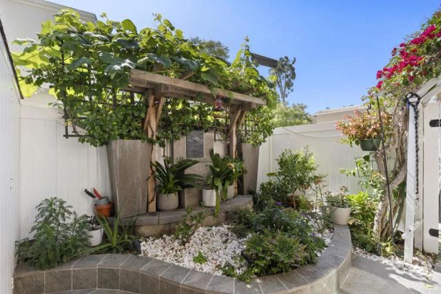 1240 Evergreen Dr, Cardiff By The Sea, CA 92007