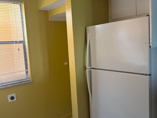 2511 NW 56th Avenue 111, Lauderhill, FL 33313