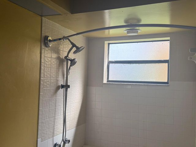 2511 NW 56th Avenue 111, Lauderhill, FL 33313
