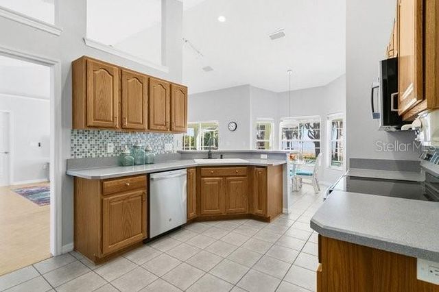 33910 LINDA LANE, Leesburg, FL 34788