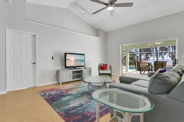 33910 LINDA LANE, Leesburg, FL 34788