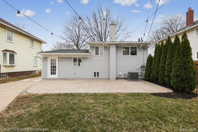 183 Washington Street, Mt. Clemens, MI 48043