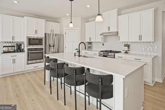 305 Meuse Lane, Locust Grove, GA 30248