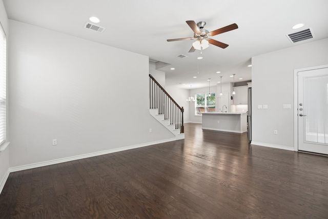 9001 Palmito DR 105, Austin, TX 78717
