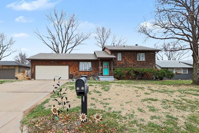 1518 E Carolyn St, Derby, KS 67037