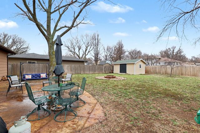 1518 E Carolyn St, Derby, KS 67037
