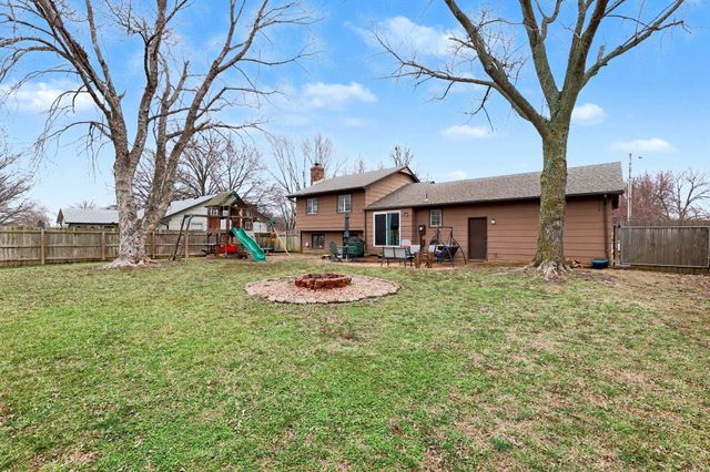 1518 E Carolyn St, Derby, KS 67037