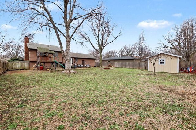1518 E Carolyn St, Derby, KS 67037