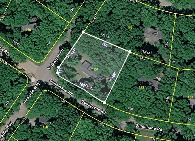 902 Dunsinane Road, Signal Mountain, TN 37377