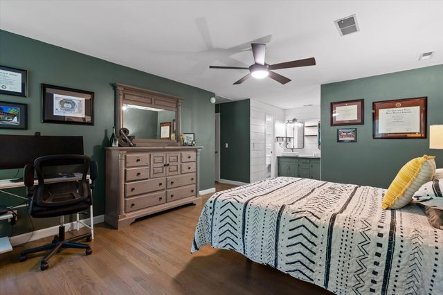 902 Dunsinane Road, Signal Mountain, TN 37377
