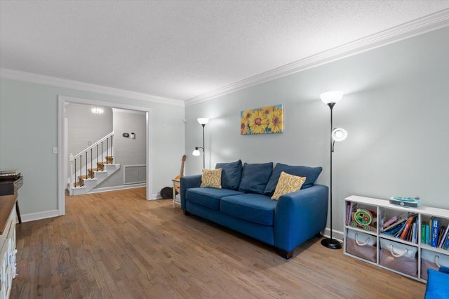 902 Dunsinane Road, Signal Mountain, TN 37377