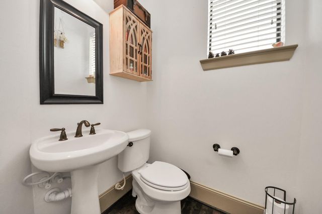 1141 W 23rd St A, Houston, TX 77008