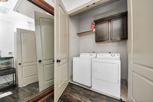 1141 W 23rd St A, Houston, TX 77008