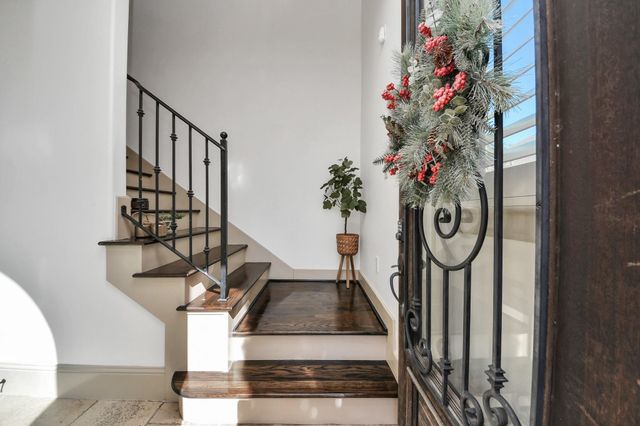 1141 W 23rd St A, Houston, TX 77008