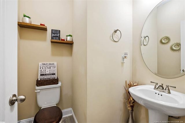 461 Gadson Drive, Hope Mills, NC 28348