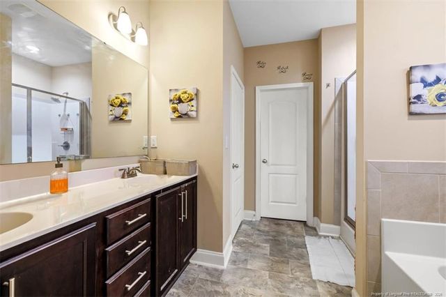 461 Gadson Drive, Hope Mills, NC 28348