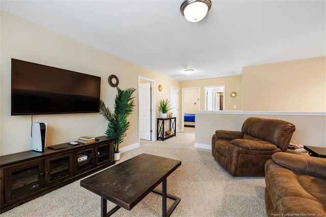 461 Gadson Drive, Hope Mills, NC 28348