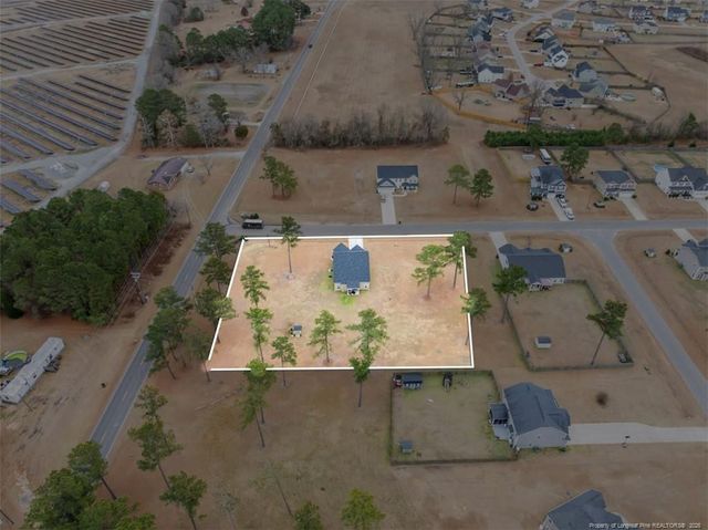 461 Gadson Drive, Hope Mills, NC 28348