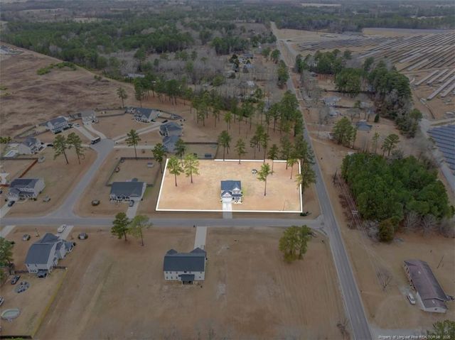 461 Gadson Drive, Hope Mills, NC 28348