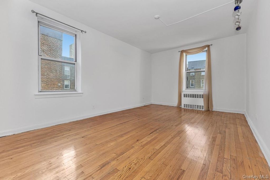 105-25 67th Road 4A, Forest Hills, NY 11375 — photo 4