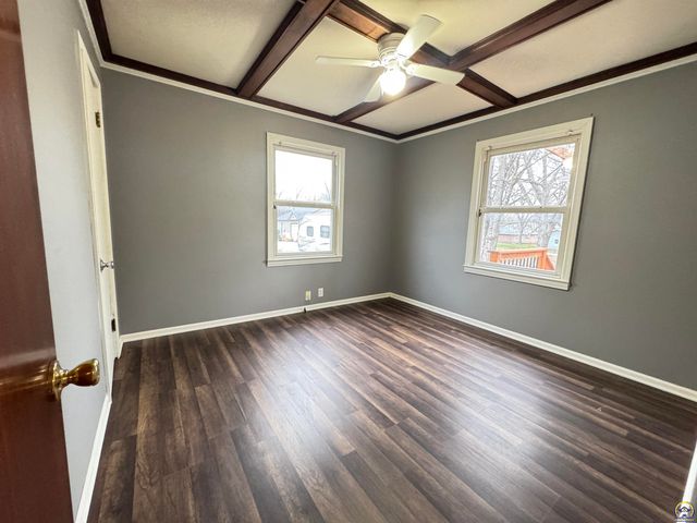 1041 Sunnyslope St, Emporia, KS 66801