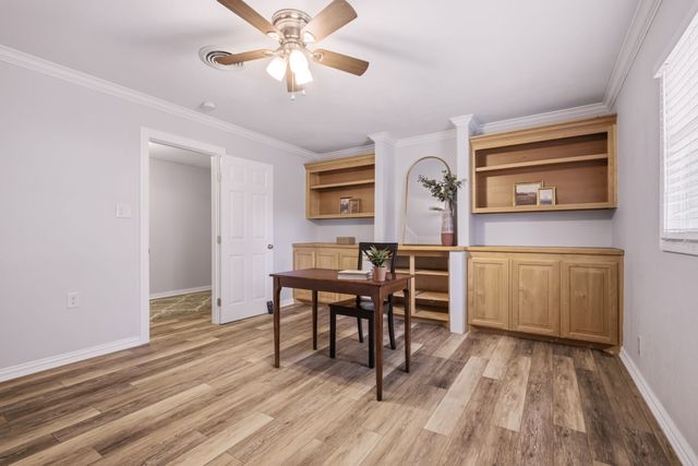 421 S 1st Street, Krum, TX 76249